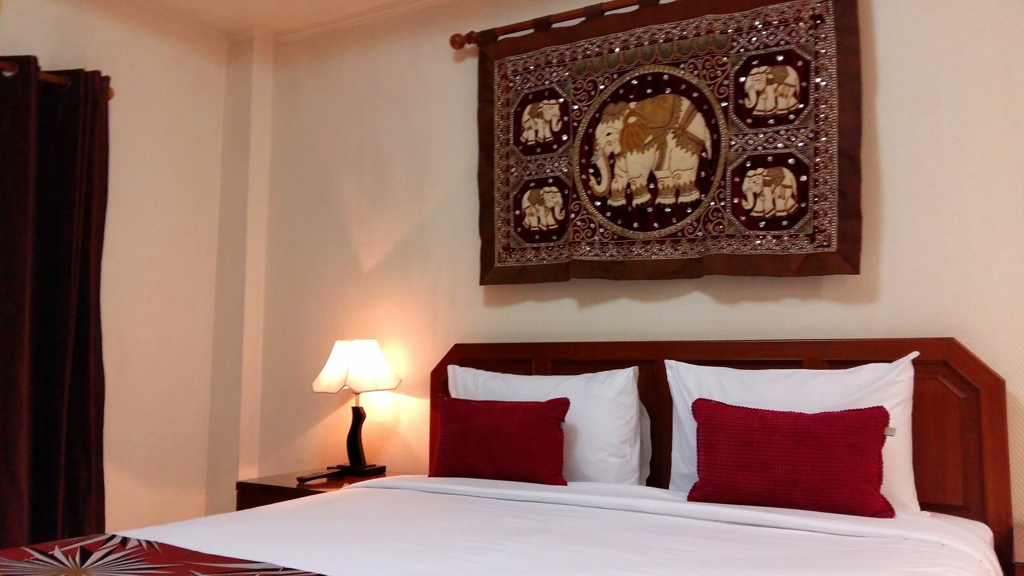 The Chillax Pattaya Hotell Eksteriør bilde