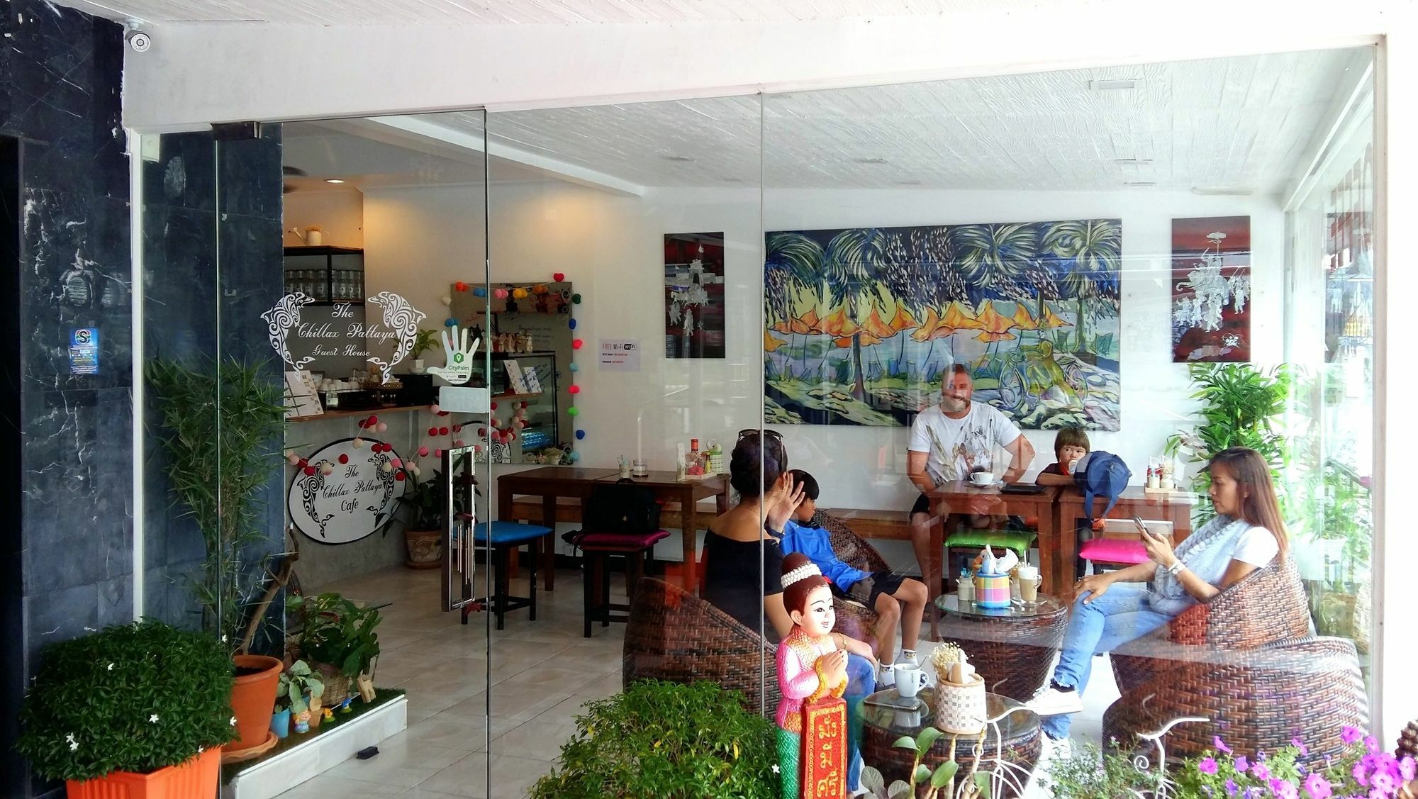 The Chillax Pattaya Hotell Eksteriør bilde